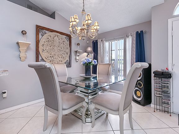 4th image of 3151 Pineda Dr