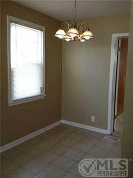 2nd image of 540 Norton Ave