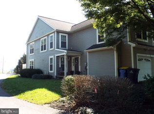 48 Harvest Rd APT 11, Lancaster, PA 17602