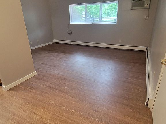 2nd image of 600 Stevens Dr #7499a769c