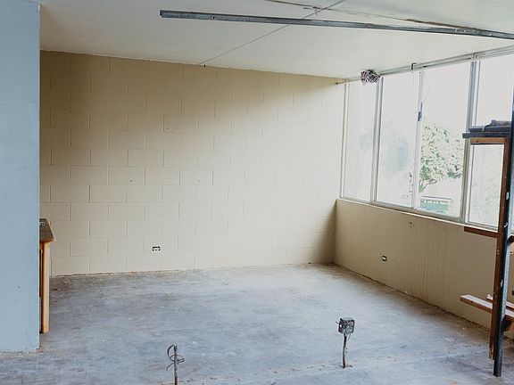 3rd image of 111 Kahului Beach Rd APT C404