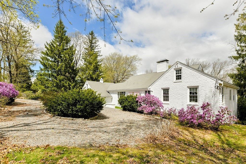 522 Dedham St, Newton, MA 02459 Zillow