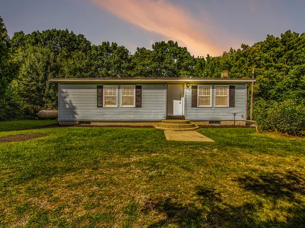 11430 W Broomfield Rd, Remus, MI 49340