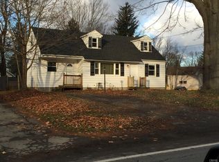 19 Volney St, Phoenix, NY 13135