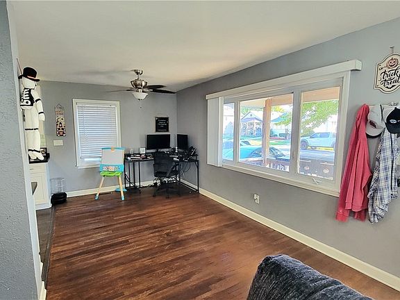 3rd image of 222 Olive St