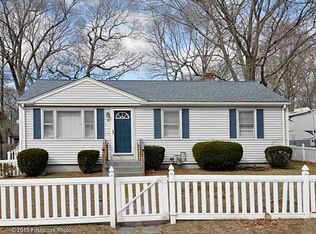 79 Pettis Dr, Warwick, RI 02889