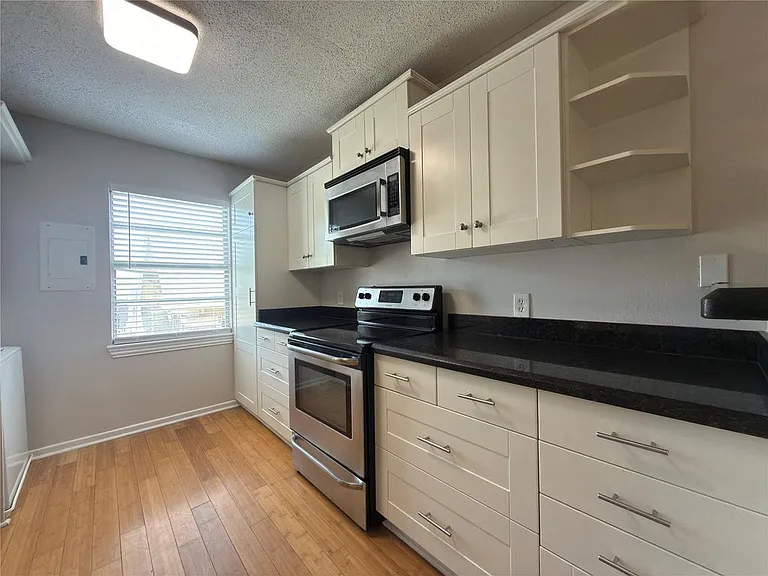 1502 Heights Blvd #2 — Photo 7