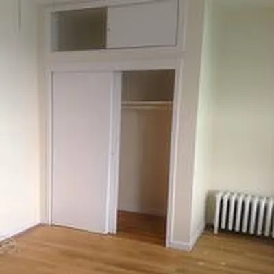 Rented by Keller Williams NYC | media 33