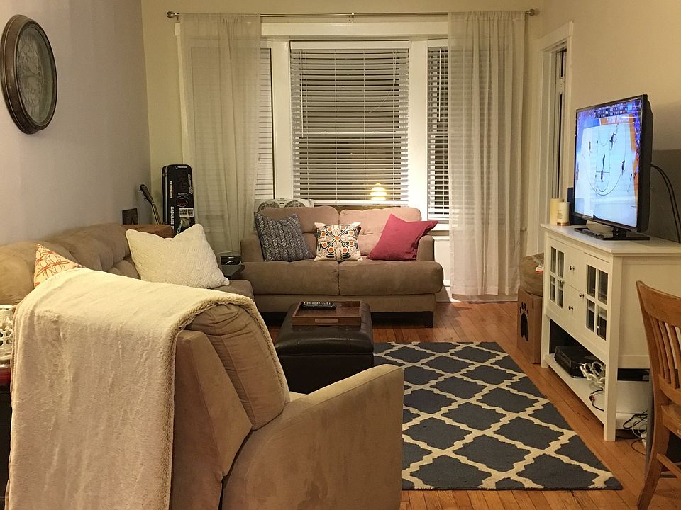 1st image of 3342 N Lincoln Ave