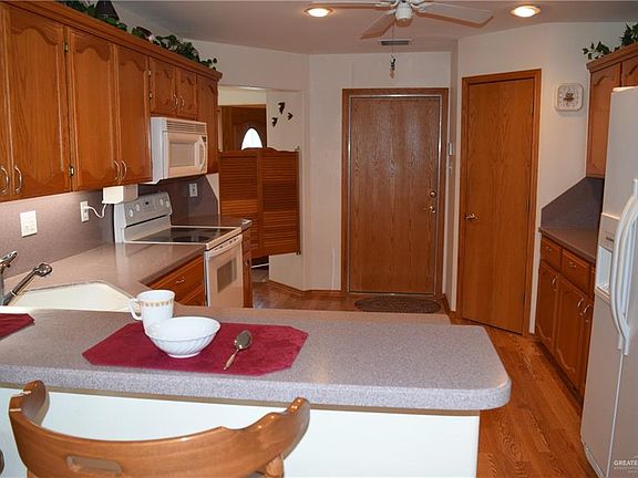 4th image of 801 Nada Dr