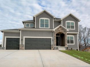 211 N Eastglen Dr, Raymore, MO 64083
