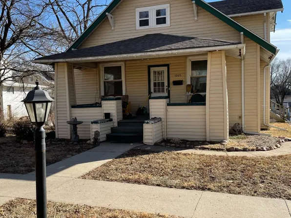 1005 Laramie St, Marysville, KS 66508