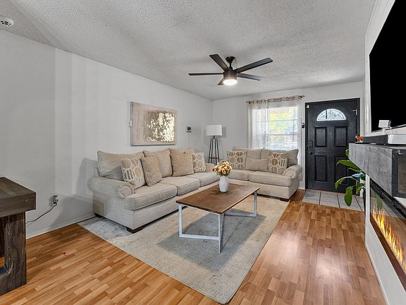 4th image of 5732 Bonner Dr