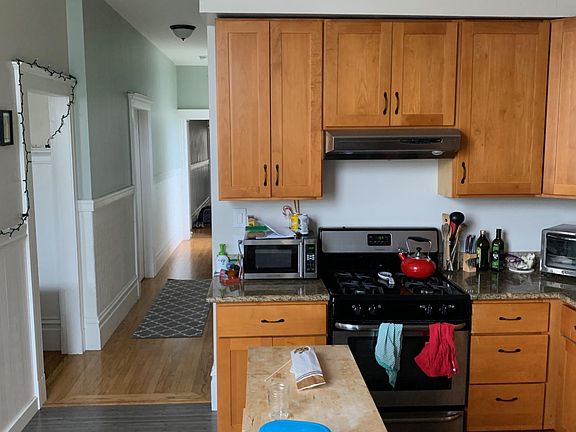 5th image of 1528 Broderick St