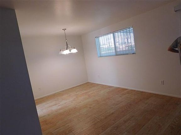 4th image of 740 S Calle Del Sol