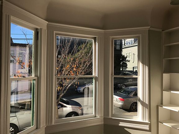 4th image of 209 Vicksburg St