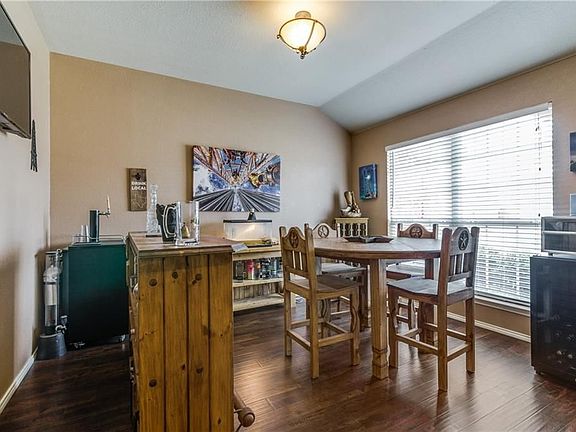 4th image of 2621 Marsha Ln