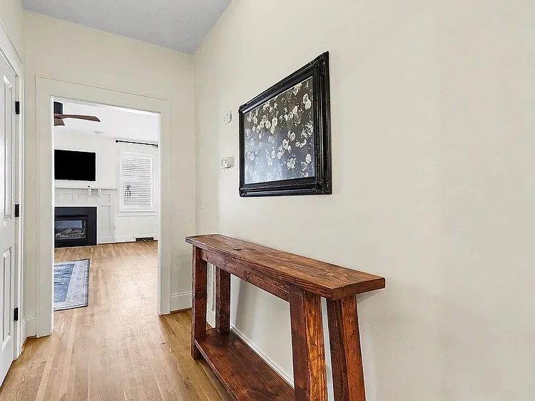 3426 Falls River Ave — Photo 7