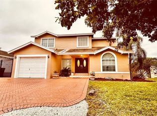 5700 SW 152nd Ct, Miami, FL 33193