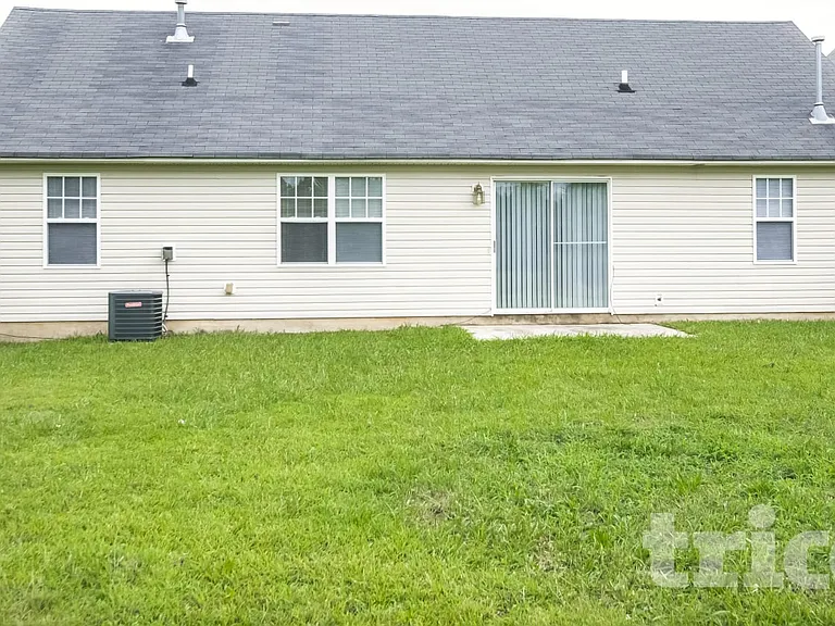 2125 Sebastiani Dr — Photo 14