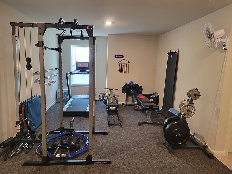 121 Garnet Dr — Photo 8