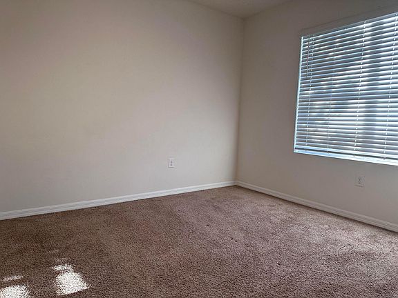 5th image of 1689 Bay Breeze Dr