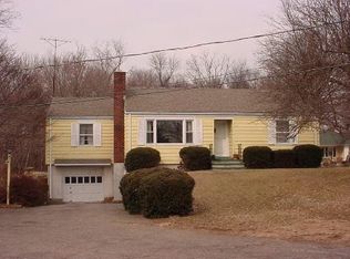 430 Second Hill Ln, Stratford, CT 06614