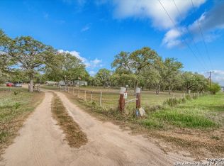 210 Blue Stem Rd, Seguin, TX 78155