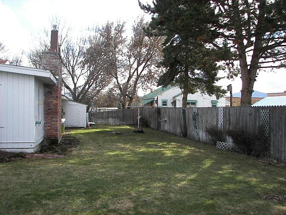 3rd image of 303 N 5th St E