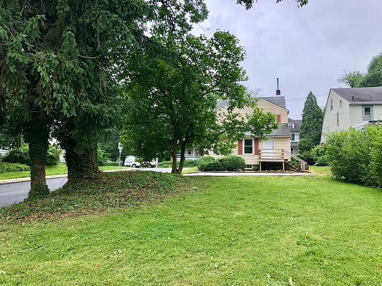 HUGE backyard with private driveway. Parking is included in the rent.