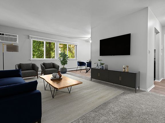 3rd image of 212 Stevens Dr #6db7f1e6b