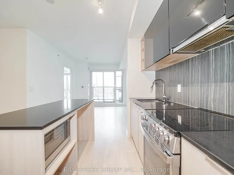 31 Tippett Rd #236 — Photo 11