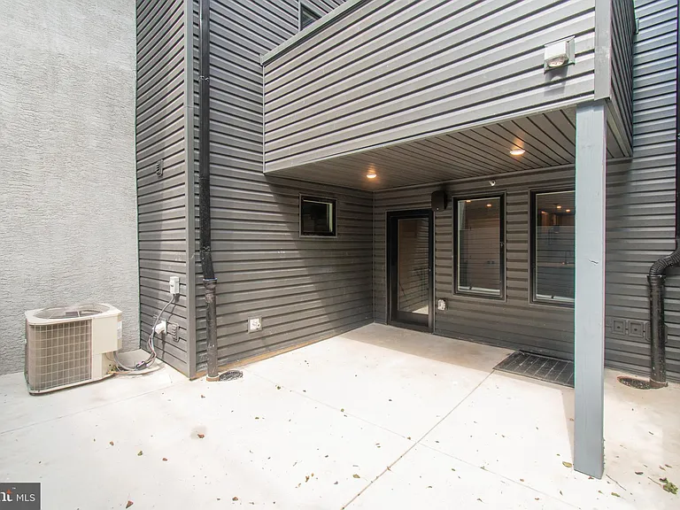 1616 Kater St #1 — Photo 11