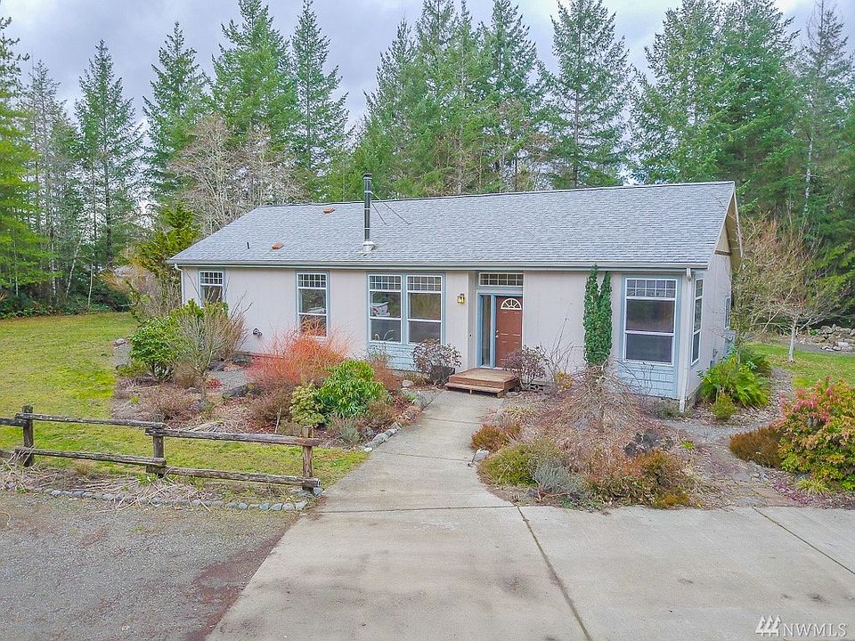 1st image of 621 Fern Ln W