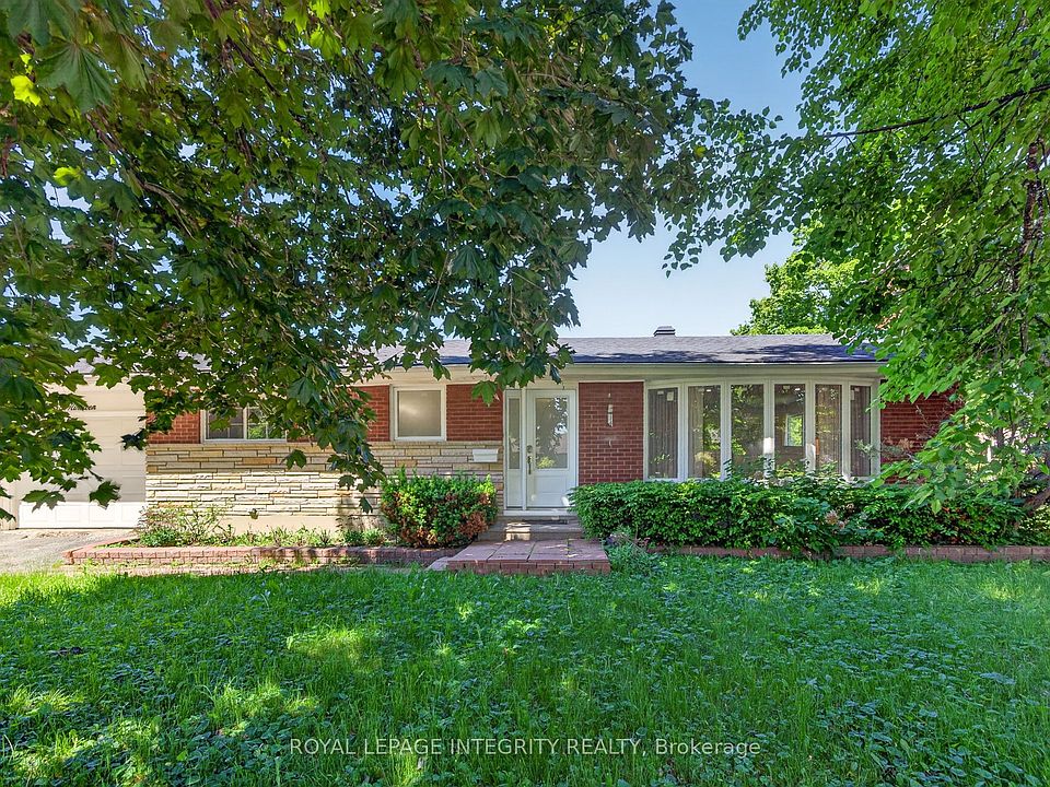 1st image of 619 Blanchard Cres