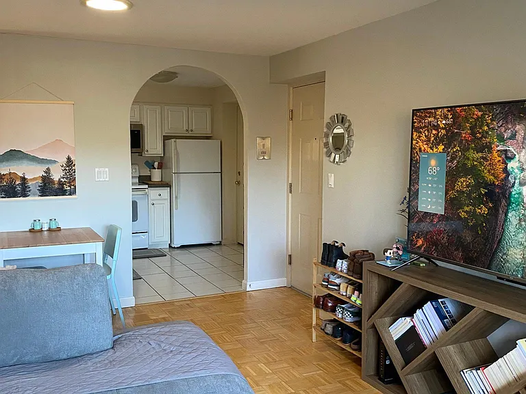 329 Harvard St #32 — Photo 6