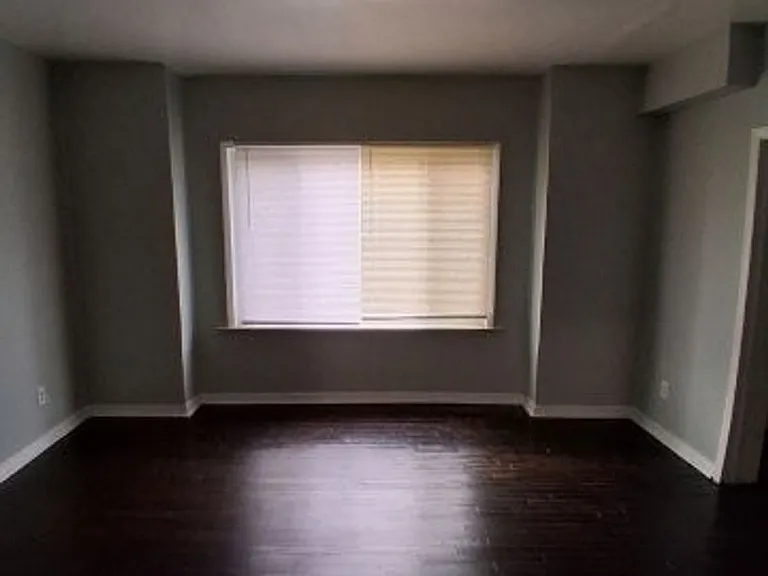 695 Algonquin St — Photo 2