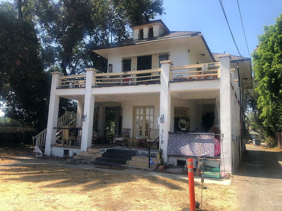 1st image of 393 N Euclid Ave #1