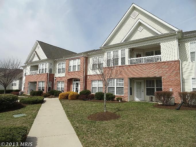 1st image of 1408 Bonnett Pl #218