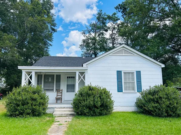 2022 Borden St, Grenada, MS 38901