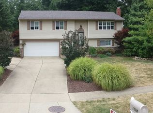 1594 Scarborough Dr, Brunswick, OH