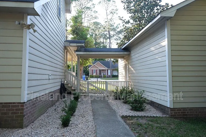 3 bed, 2.5 bath, $2,000 — Photo 4