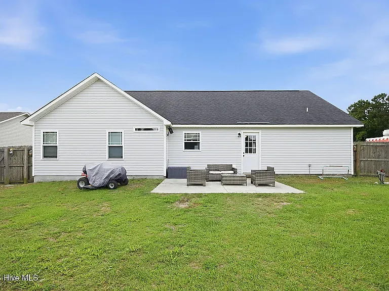 210 Brice Ct — Photo 30