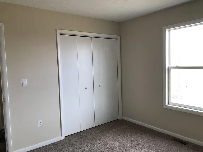 205 King Dr — Photo 12
