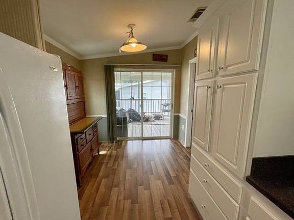5th image of 737 Trevino Dr