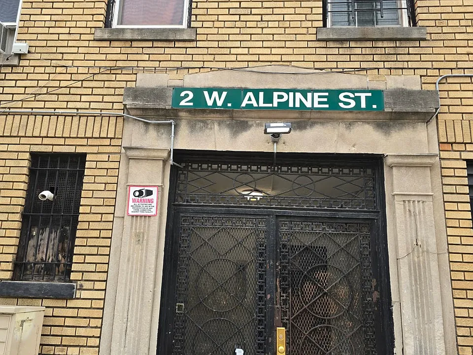 2 W Alpine St #10A
