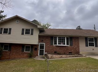 826 Edenwood Dr, Fayetteville, NC 28303
