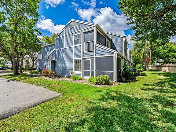 4th image of 5331 Buckhead Circle #1030