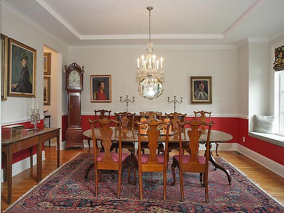 2004 Colonial in Private Gated Neighborhood