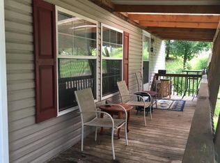 169 Burton Subdivison Rd, Nancy, KY 42544